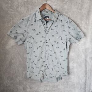 The North Face Men's Large Gray Wolf Print Short Sleeve Button-Up Shirt